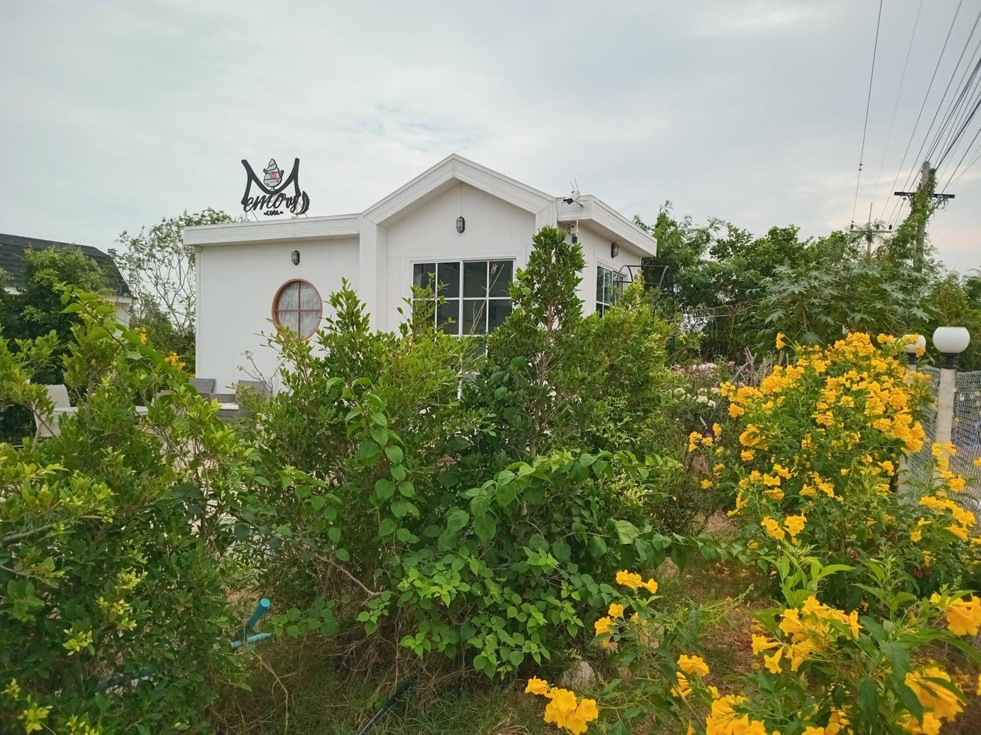 บ้านพักตากอากาศขนาดเล็ก ห่างชายหาดบางเก่า 800 เมตร #Cottage Ban Bo Yai Esterno foto